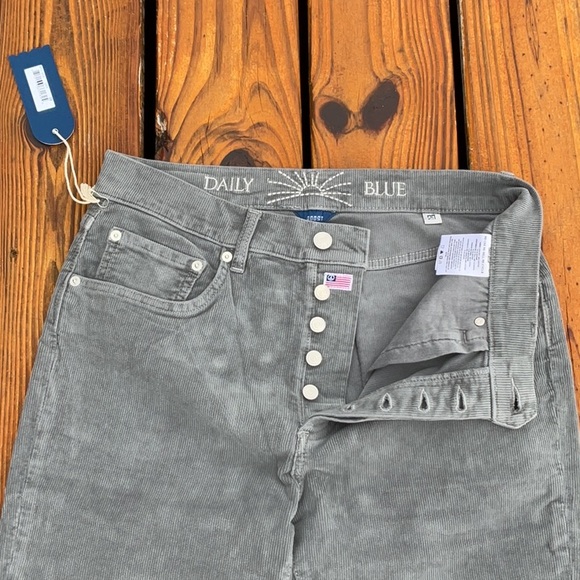 NWT Daily Blue by AG Boost Corduroy Jeans In Gray Size 29 /31 - Picture 4 of 15